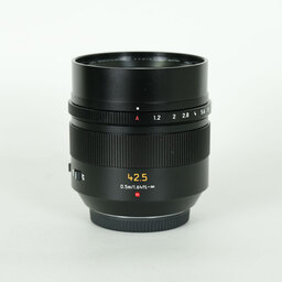 Panasonic LEICA DG NOCTICRON 42.5mm / F1.2 ASPH. / POWER O.I.S.