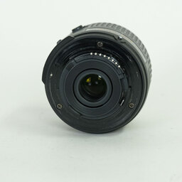 Nikon AF-S DX NIKKOR 18-55mm f3.5-5.6G VR II Nikon AF-S DX NIKKOR 18-55mm f3.5-5.6G VR II