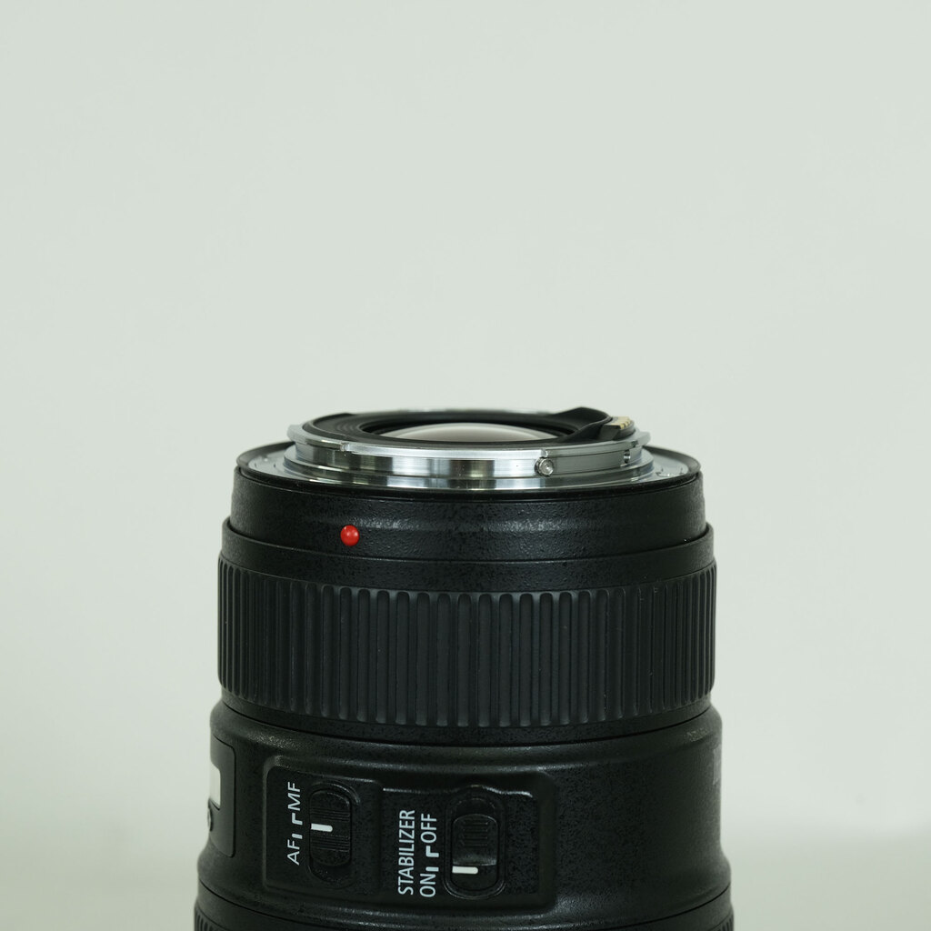 Canon EF16-35mm F4L IS USM Canon EF16-35mm F4L IS USM
