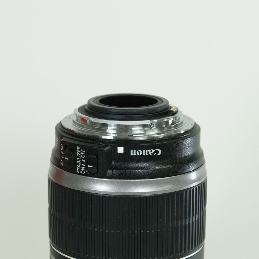 Canon EF-S18-200mm F3.5-5.6 IS