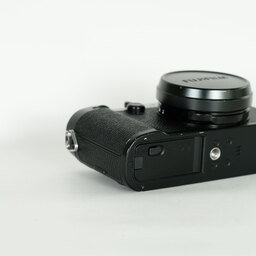 FUJIFILM X100F ブラック