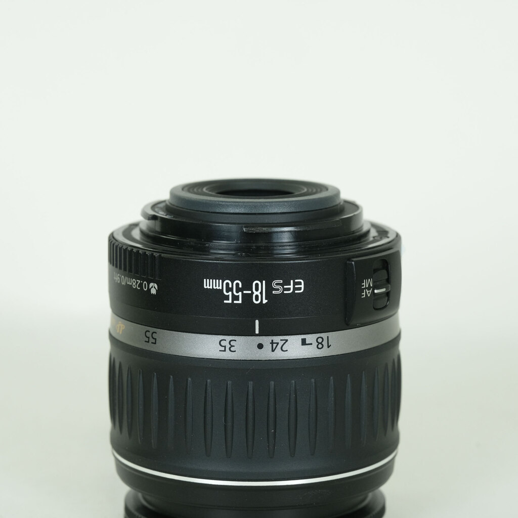 Canon EF-S18-55mm F3.5-5.6 IS