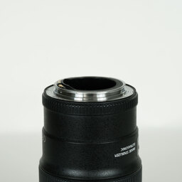 Canon EF100mm F2.8Lマクロ IS USM