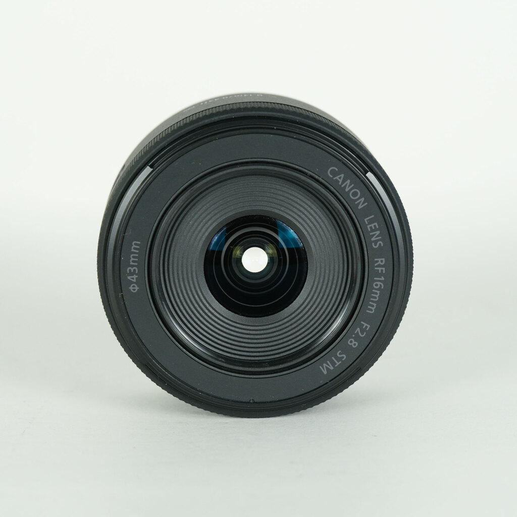 Canon RF16mm F2.8 STM Canon RF16mm F2.8 STM