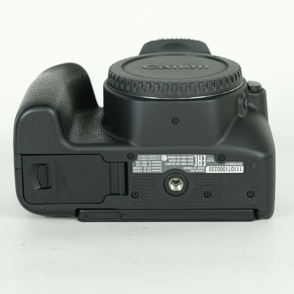 Canon EOS Kiss X9の出品 | ONE SCENE（ワンシーン）