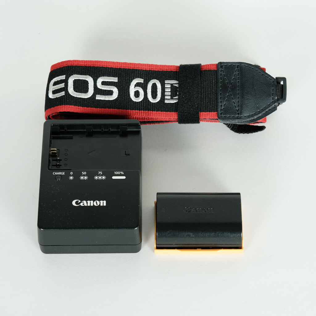 Canon EOS 60D ボディ