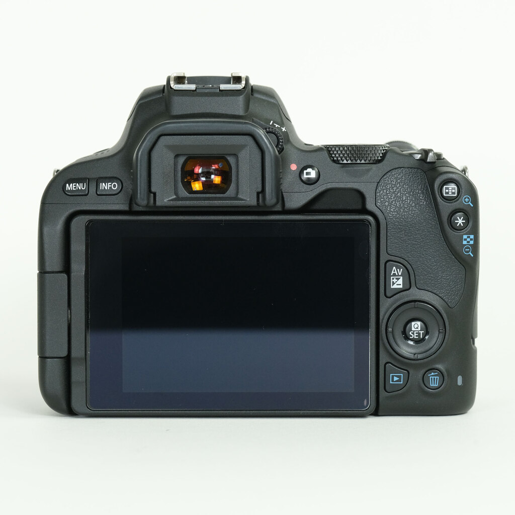 Canon EOS Kiss X9