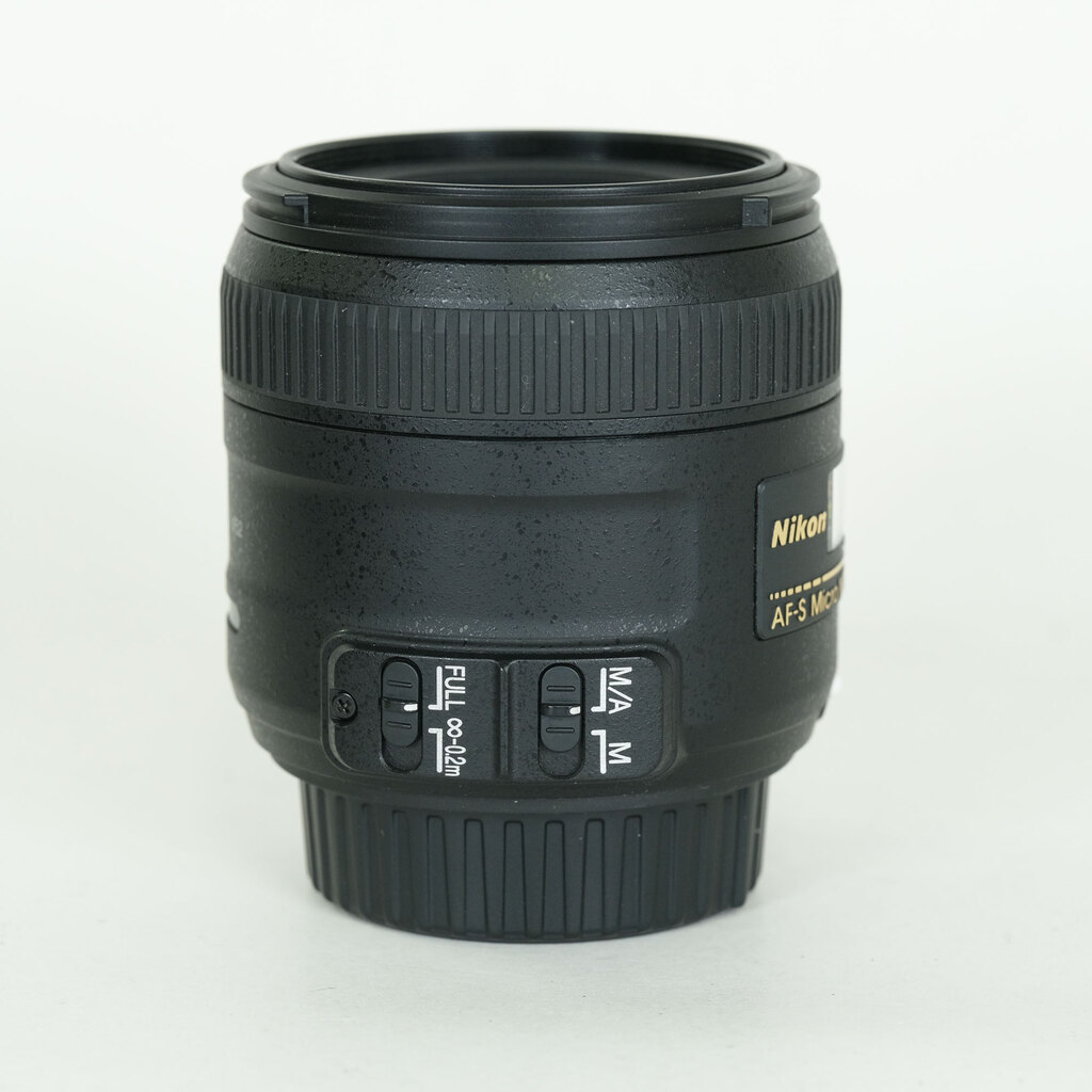Nikon AF-S DX Micro NIKKOR 40mm f/2.8G
