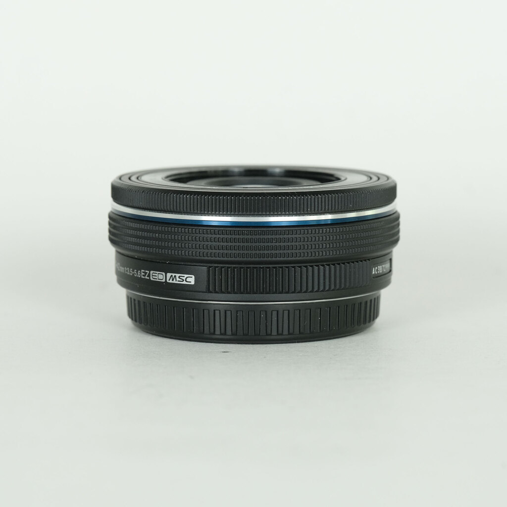 OLYMPUS M.ZUIKO DIGITAL ED 14-42mm F3.5-5.6 EZ ブラック OLYMPUS M.ZUIKO DIGITAL ED 14-42mm F3.5-5.6 EZ ブラック