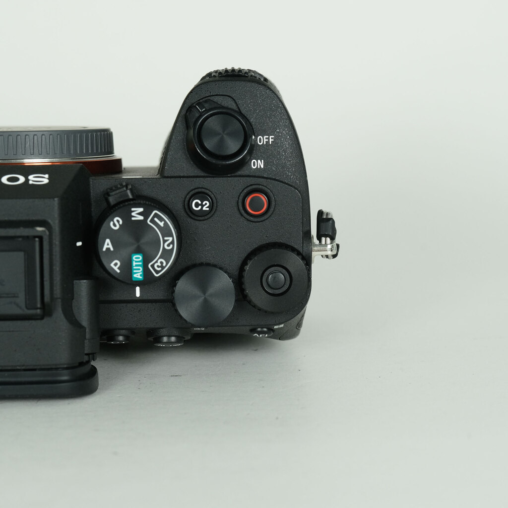 SONY α7 IV（ILCE-7M4）の出品 | ONE SCENE（ワンシーン）