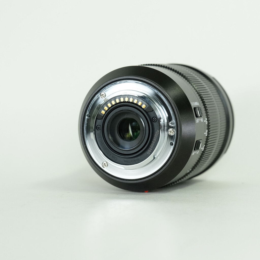 Panasonic LEICA DG VARIO-ELMARIT 12-60mm / F2.8-4.0 ASPH. / POWER O.I.S. Panasonic LEICA DG VARIO-ELMARIT 12-60mm / F2.8-4.0 ASPH. / POWER O.I.S.