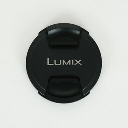 Panasonic LUMIX G VARIO 100-300mm / F4.0-5.6 / POWER O.I.S.