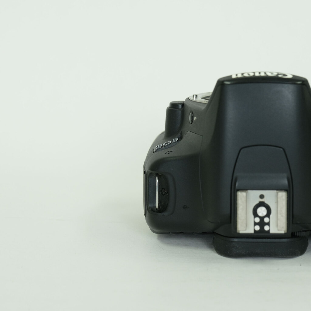 Canon EOS Kiss X3 ボディ