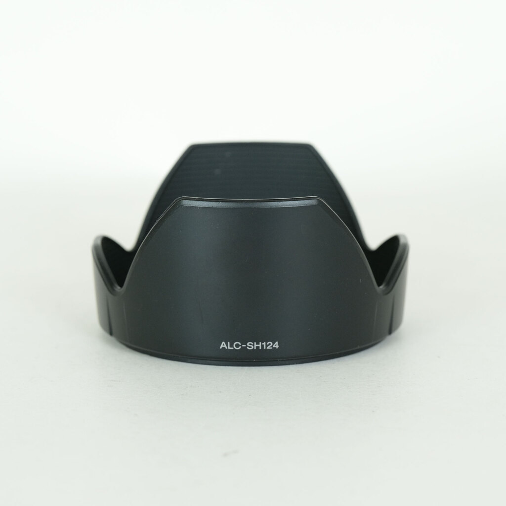 SONY E18-200mm F3.5-6.3 OSS LE SEL18200LE