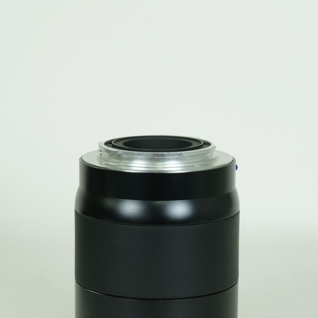 Carl Zeiss Touit 50mm F2.8 マクロ（ソニーE用）