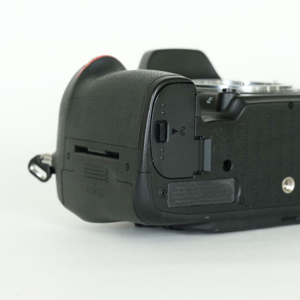 Nikon D610 Nikon D610