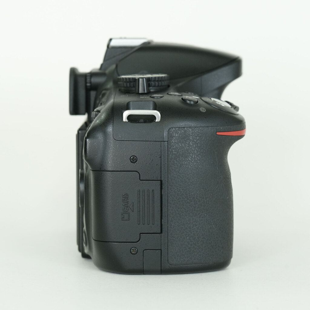 Nikon D5200 ボディ ブラック
