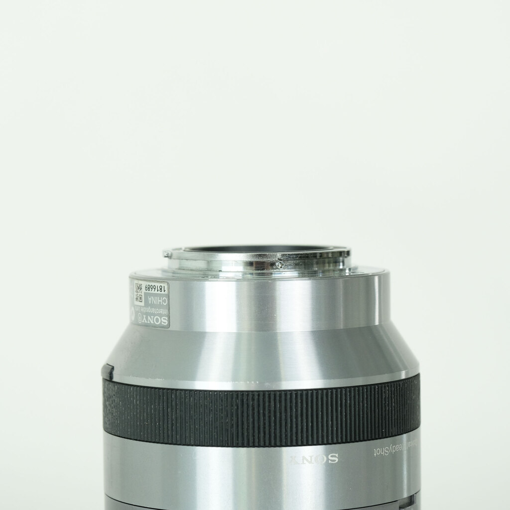 SONY E18-200mm F3.5-6.3 OSS SEL18200の出品 | ONE SCENE（ワンシーン）