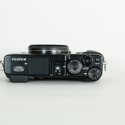 FUJIFILM X-E2
