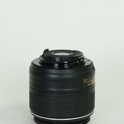 Nikon AF-S DX NIKKOR 18-55mm f3.5-5.6G VR II