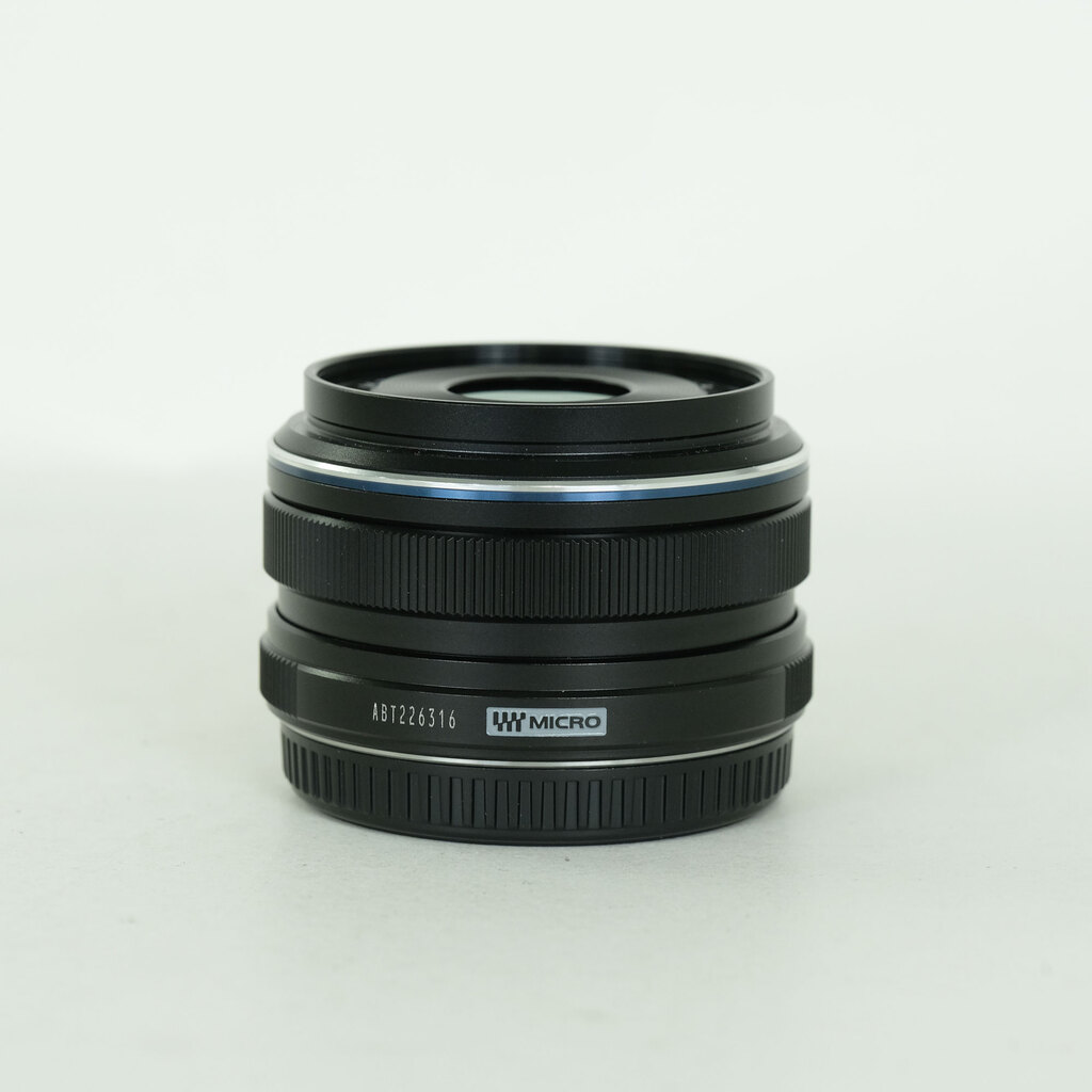 OLYMPUS M.ZUIKO DIGITAL 17mm F1.8