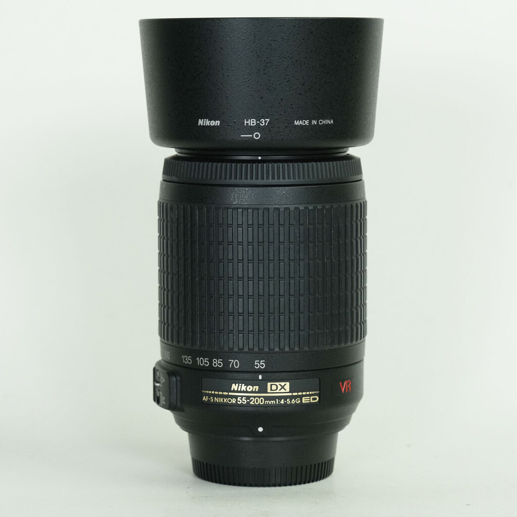 Nikon AF-S DX VR Zoom-Nikkor 55-200mm F4-5.6G IF-ED