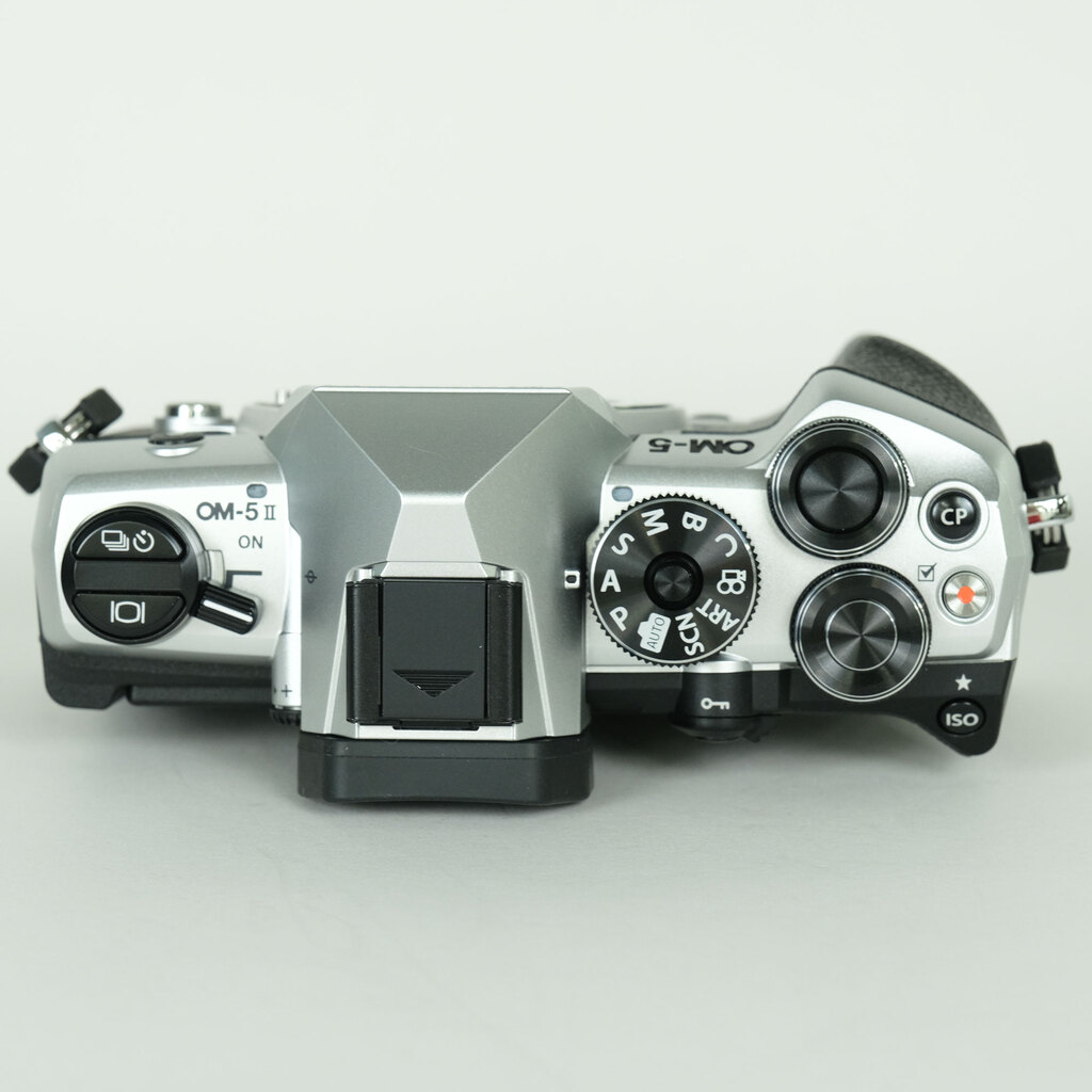 OM SYSTEM OM-5 Mark II ボディ シルバー