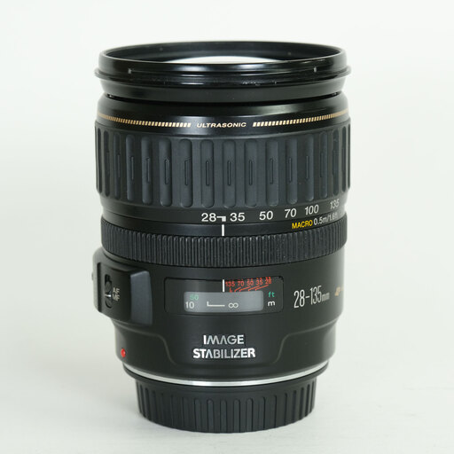 Canon EF28-135mm F3.5-5.6 IS USM