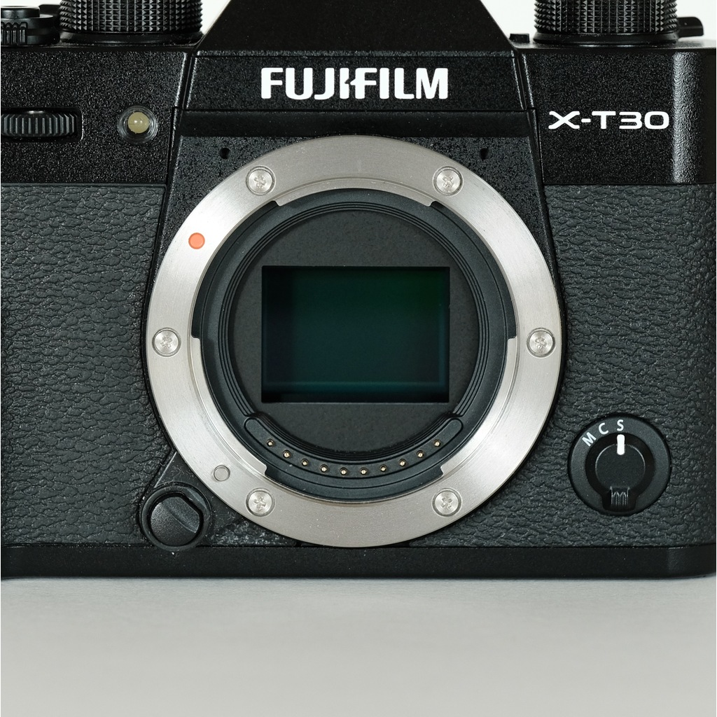 FUJIFILM X-T30