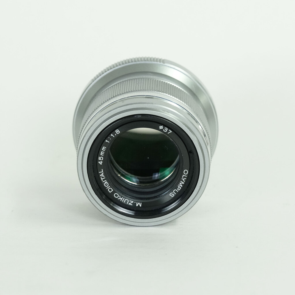 OLYMPUS M.ZUIKO DIGITAL 45mm F1.8