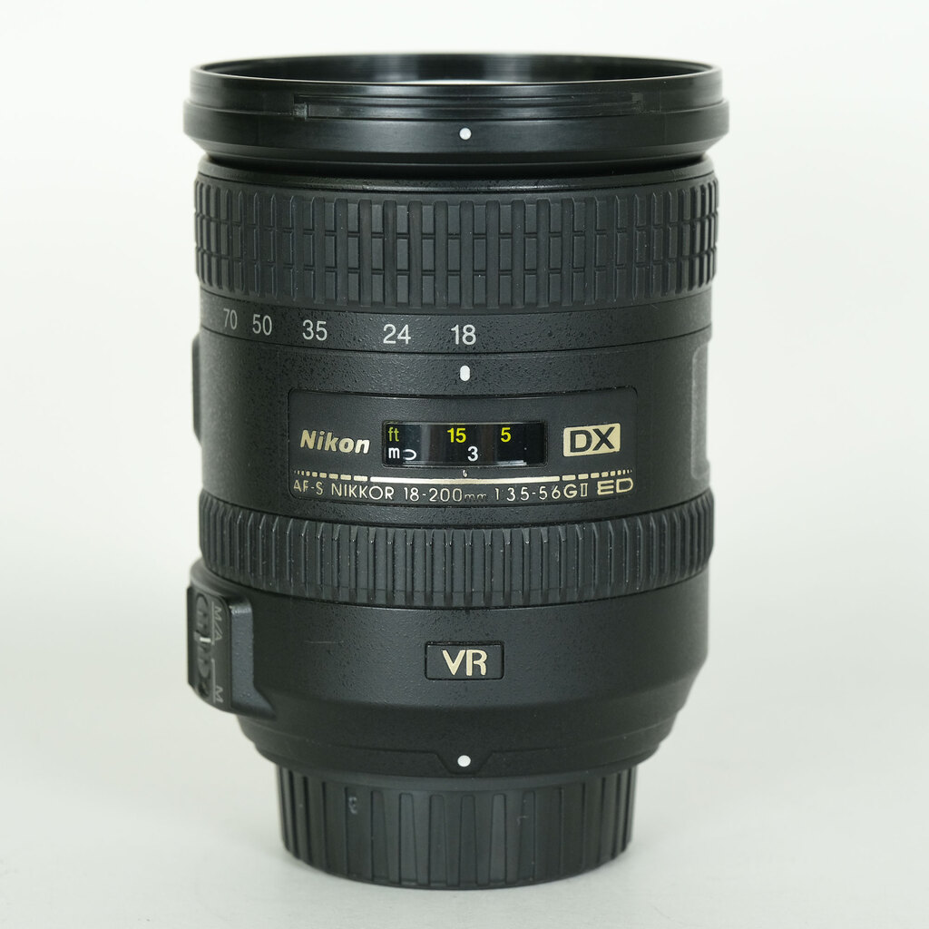 Nikon AF-S DX NIKKOR 18-200mm F3.5-5.6G ED VR II
