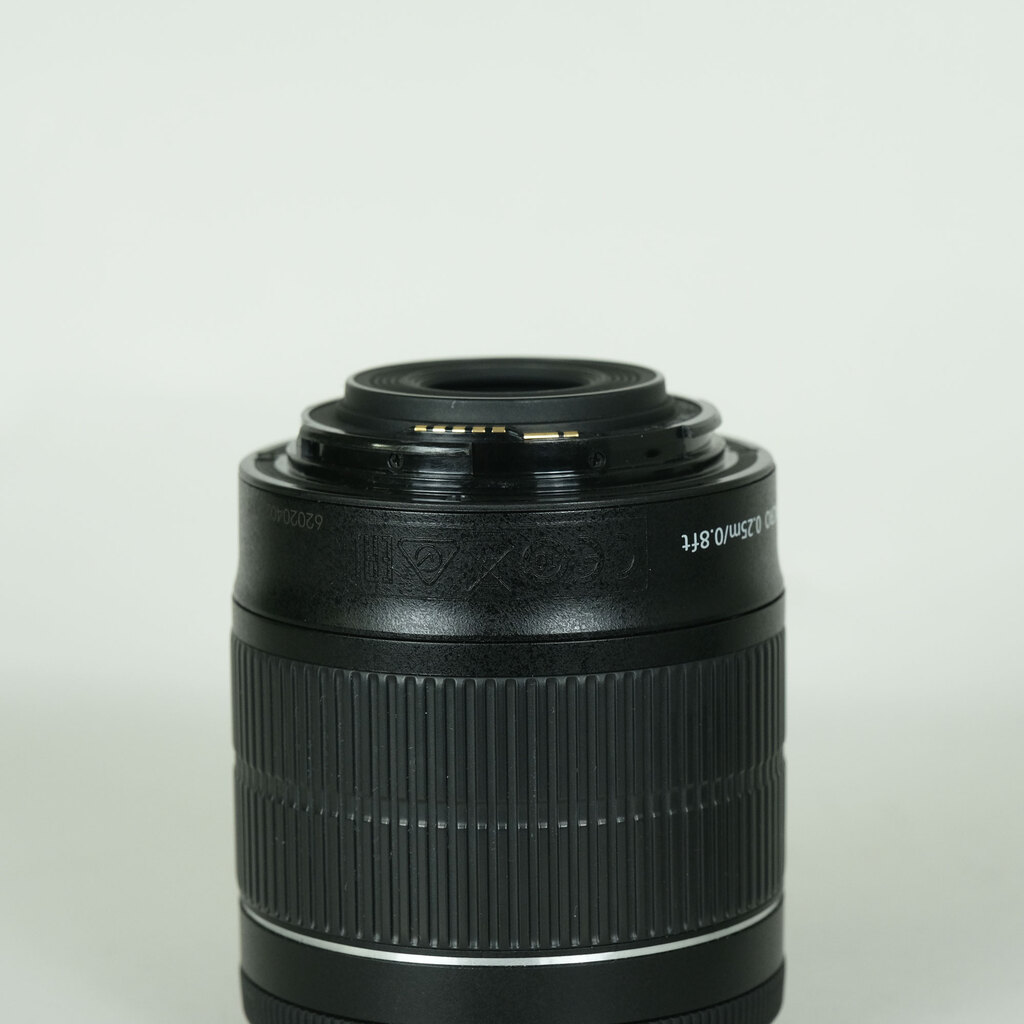 Canon EF-S18-55mm F3.5-5.6 IS STM