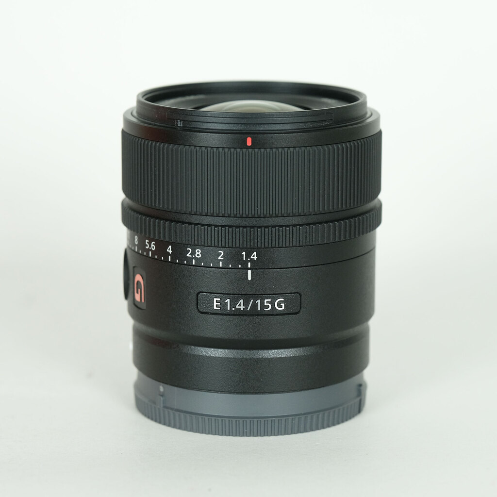 E 15mm F1.4 G SEL15F14G 中古価格比較 - 価格.com
