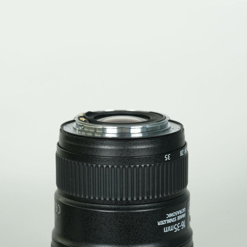 Canon EF16-35mm F4L IS USMの出品 | ONE SCENE（ワンシーン）