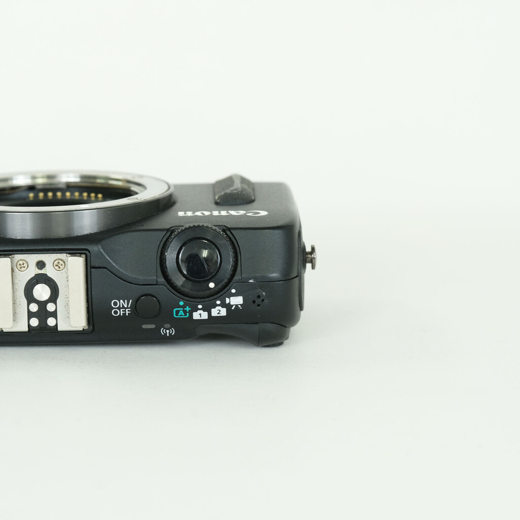 Canon EOS M2 ボディ ブラック