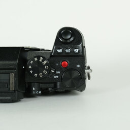 Panasonic LUMIX DC-S5 Panasonic LUMIX DC-S5