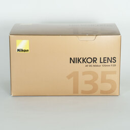 Nikon Ai AF DC-Nikkor 135mm F2D