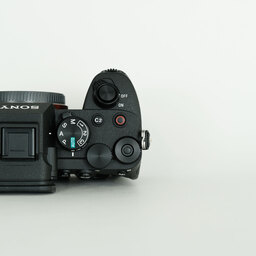 SONY α7 IV(ILCE-7M4) SONY α7 IV(ILCE-7M4)