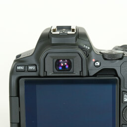 Canon EOS Kiss X10