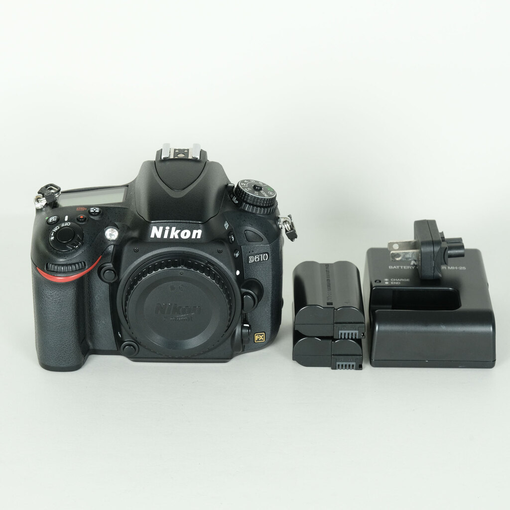 Nikon D610 [�{�f�B]