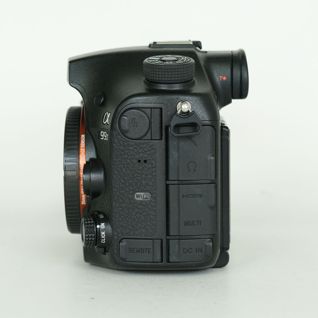 SONY α99II（ILCA-99M2）