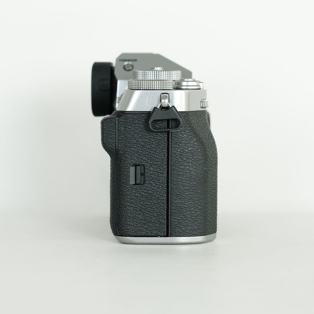 FUJIFILM X-T5 FUJIFILM X-T5