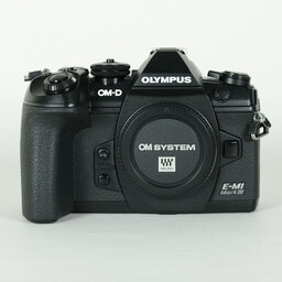 OLYMPUS OM-D E-M1 Mark III