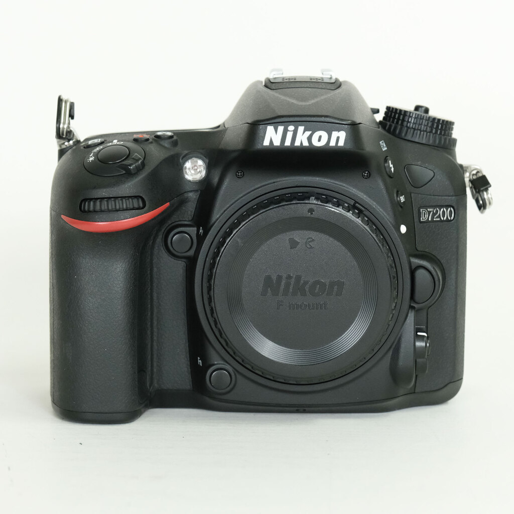 Nikon D7200