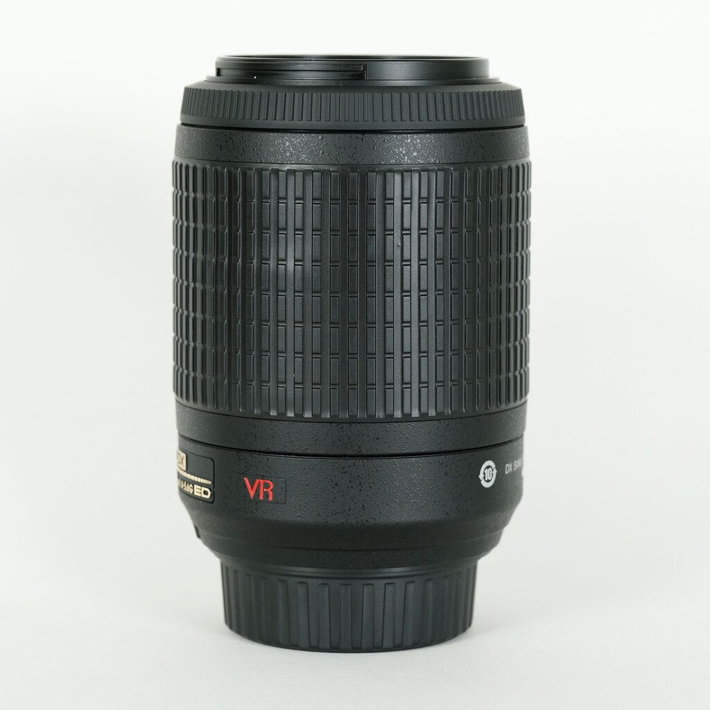Nikon AF-S DX VR Zoom-Nikkor 55-200mm F4-5.6G IF-ED