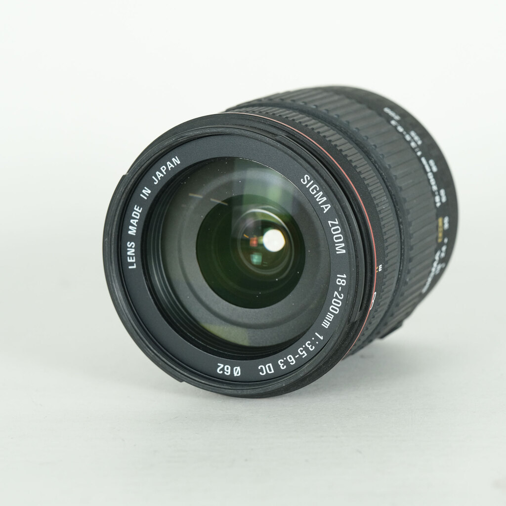 SIGMA 18-200mm F3.5-6.3 DC [キヤノンEF用]の出品 | ONE SCENE（ワン
