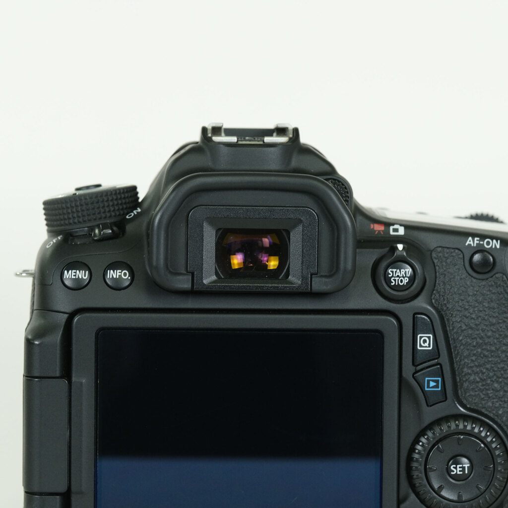 Canon EOS 70D