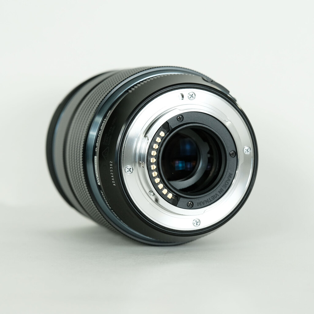 OLYMPUS M.ZUIKO DIGITAL ED 12-40mm F2.8 PRO II OLYMPUS M.ZUIKO DIGITAL ED 12-40mm F2.8 PRO II