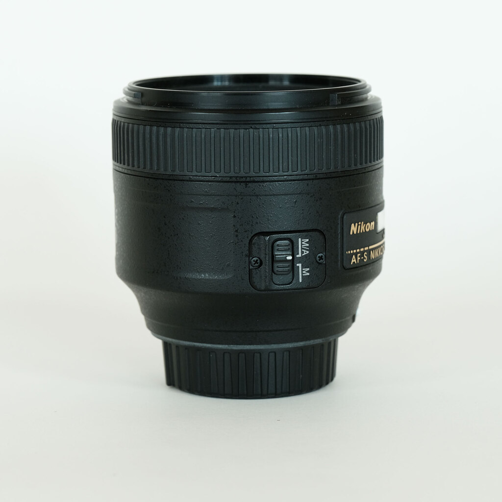 Nikon AF-S NIKKOR 85mm f/1.8G