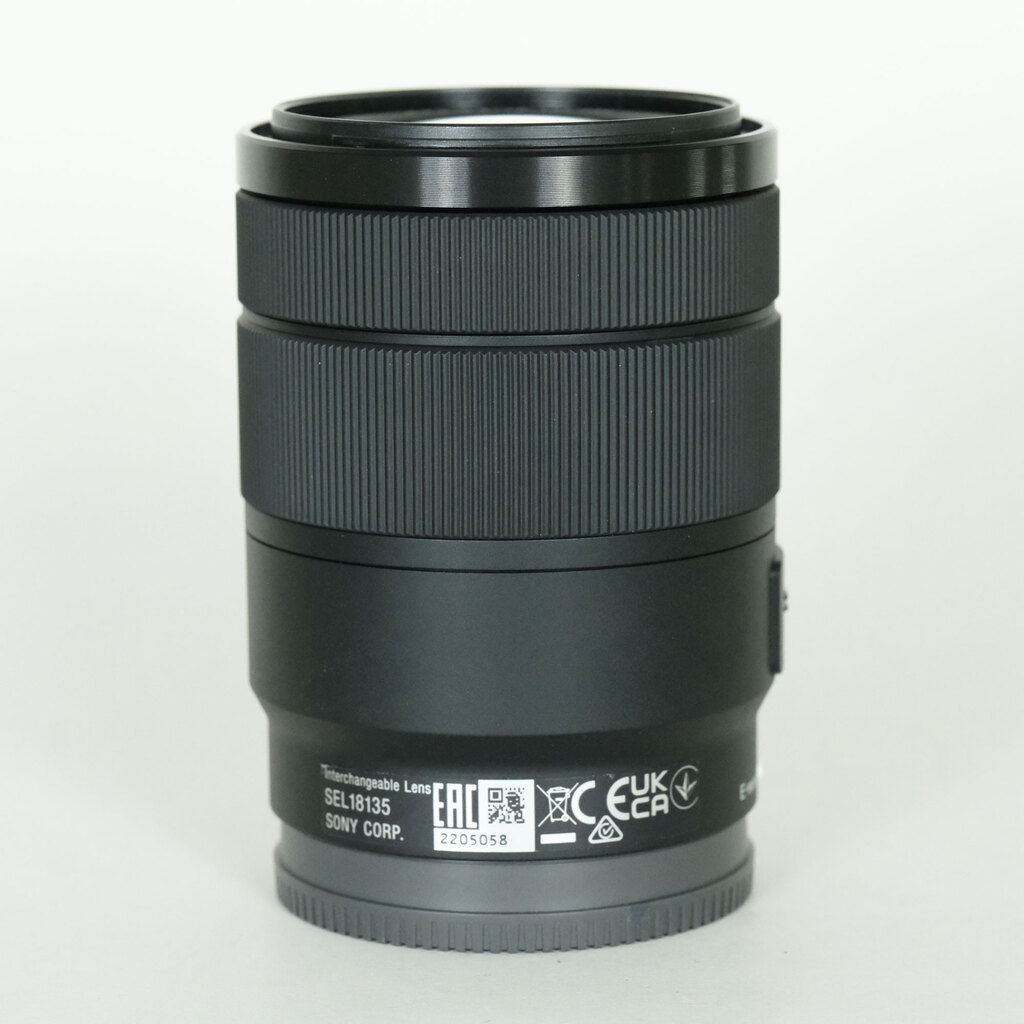 SONY E 18-135mm F3.5-5.6 OSS SEL18135